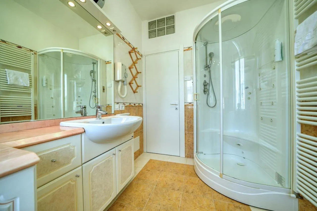 Apartamento Appartamenti Da Mirella Lazise